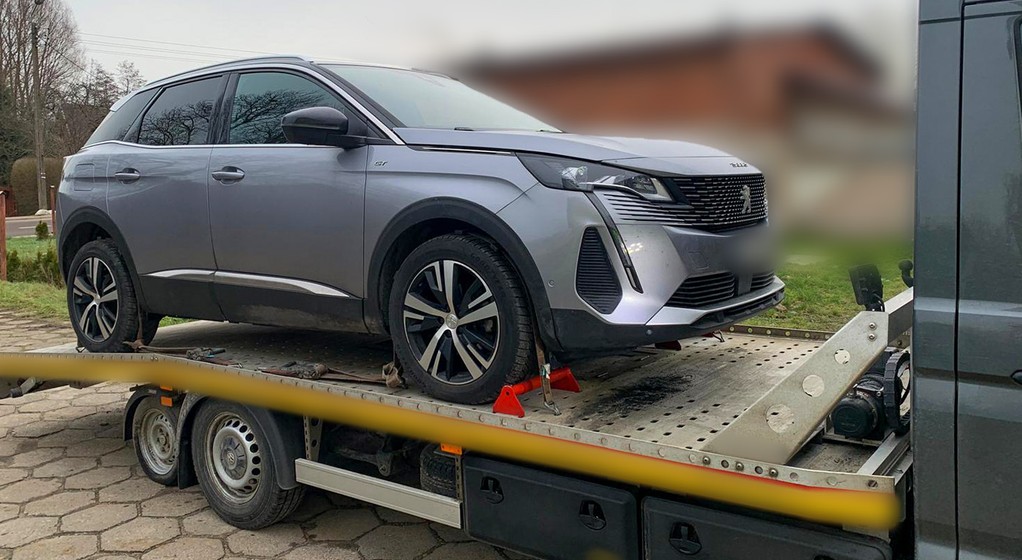 Skradziony Peugeot 3008