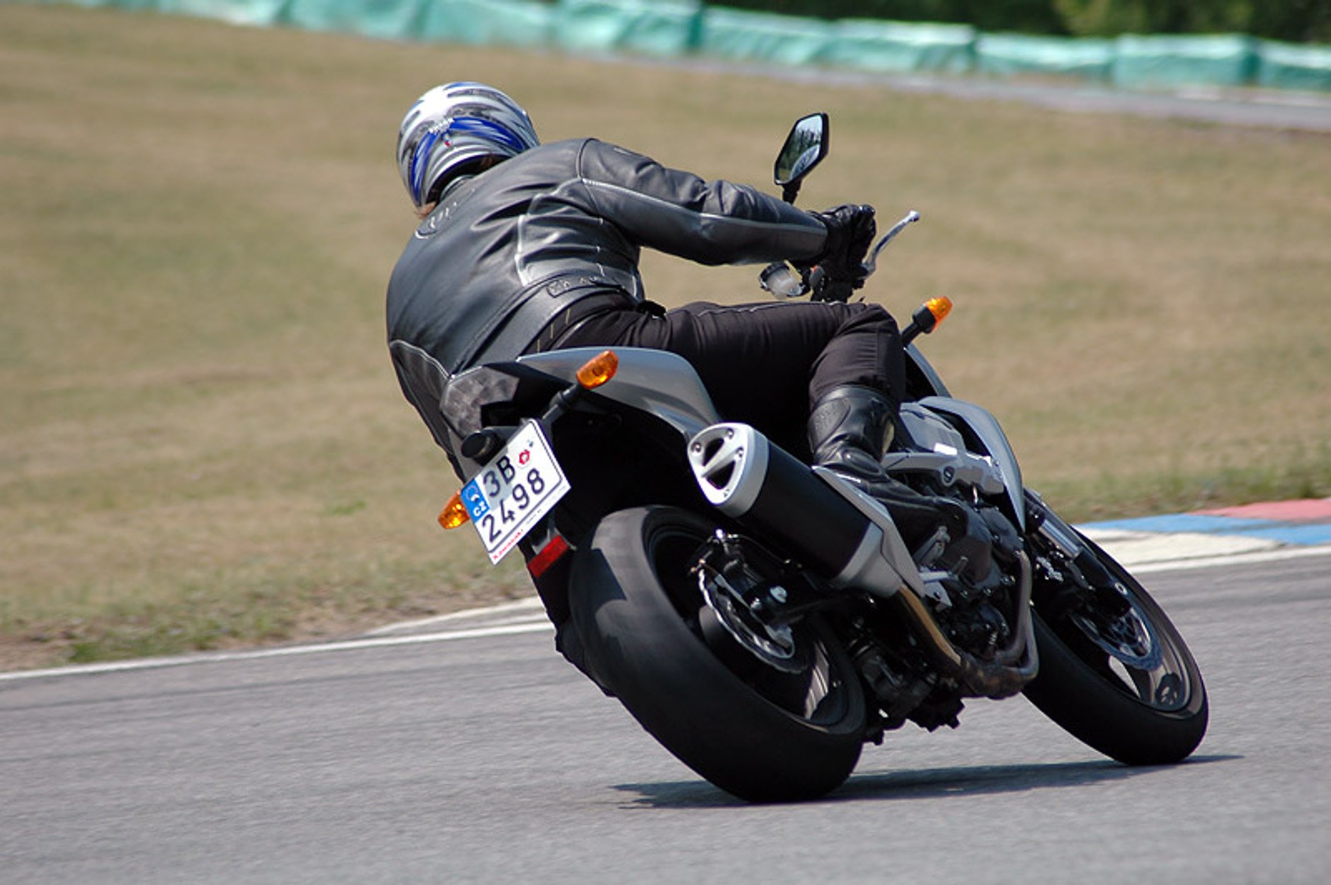 Dzień Kawasaki: tragiczny koniec małej ZX-6R Ninja (+ duża fotogaleria)