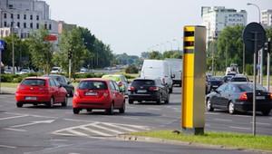 Warszawiacy jeżdżą coraz szybciej. Najgorzej jest na Puławskiej