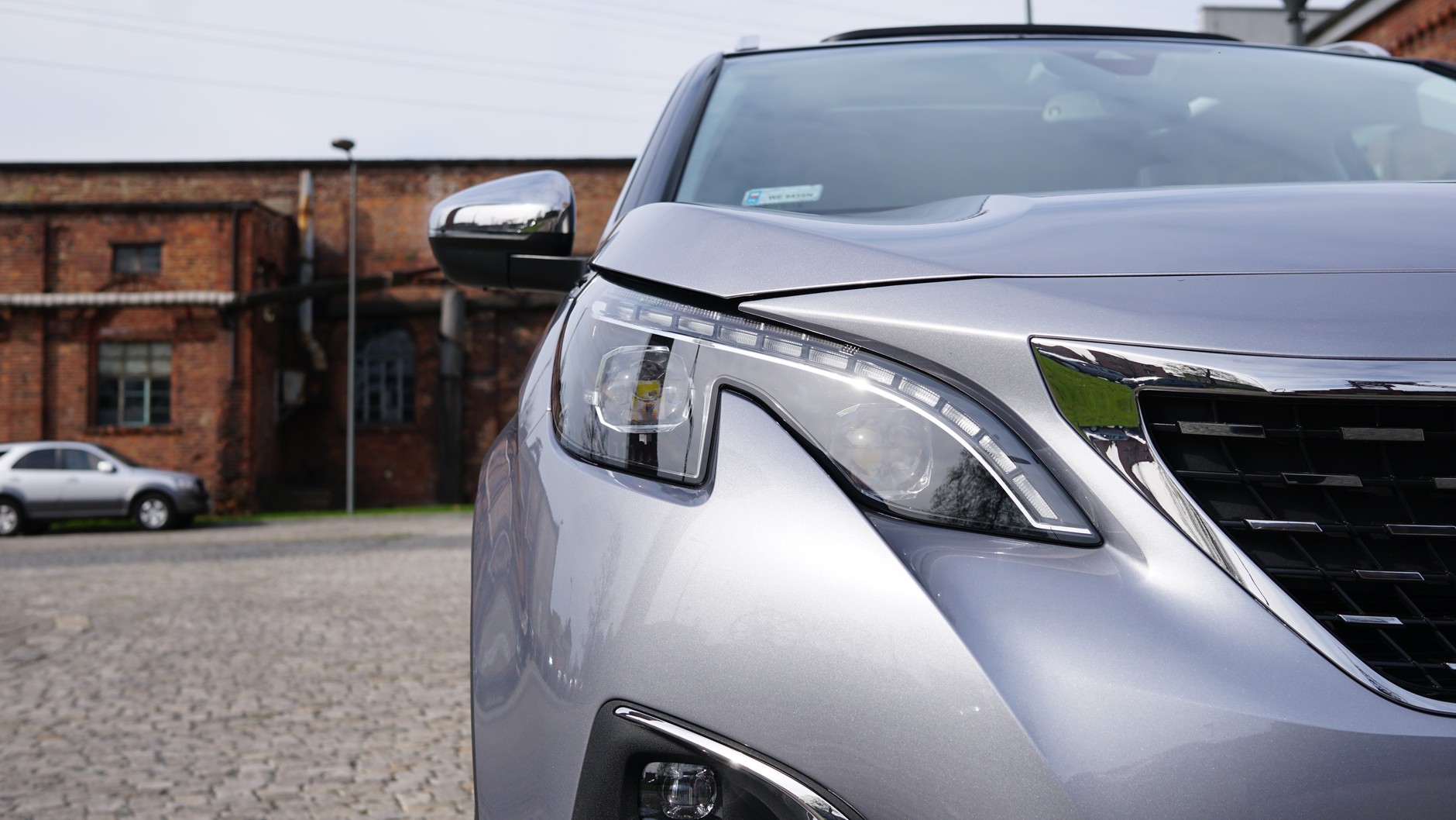 Peuegot 5008 Crossway