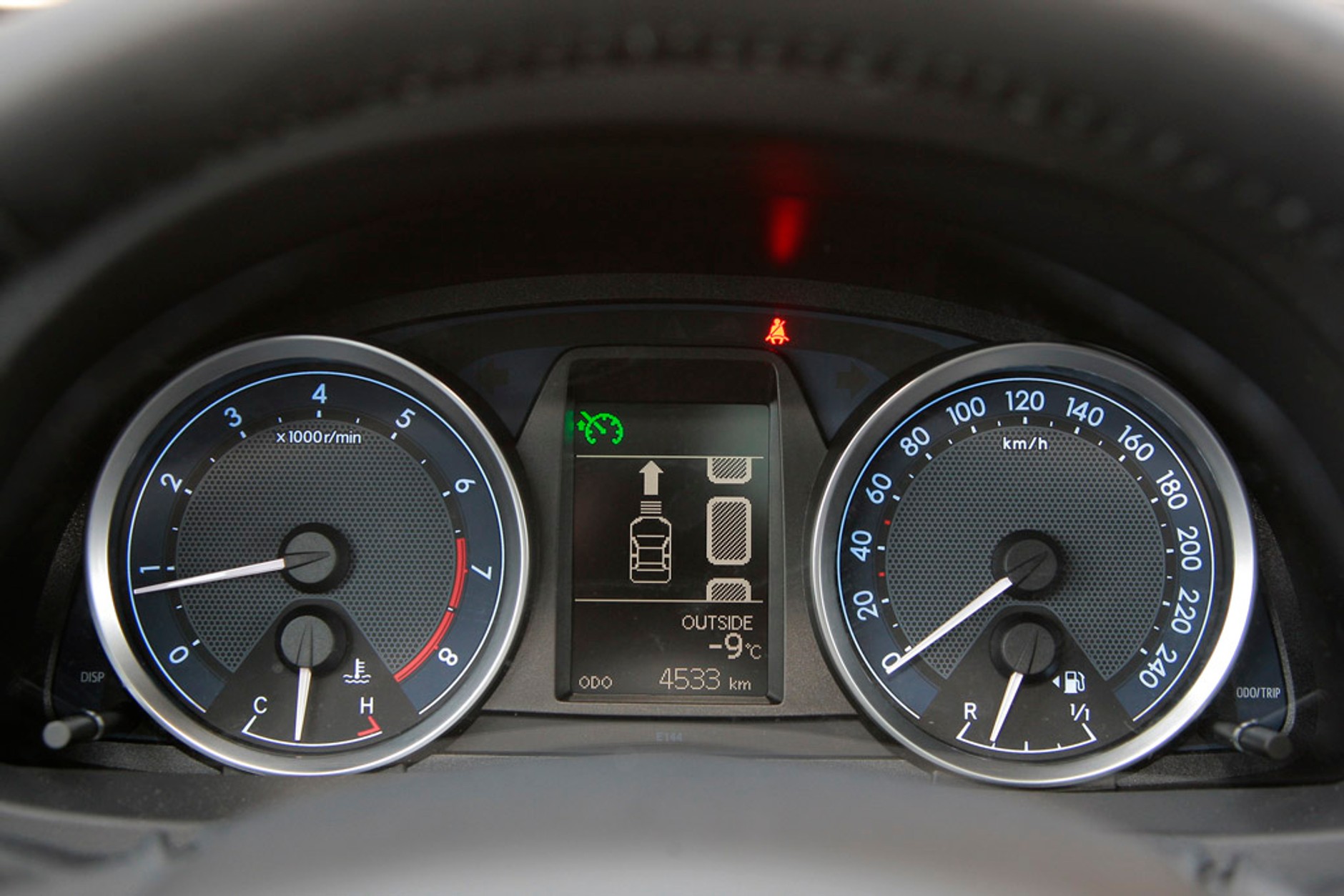 Auto Świat Test Team sprawdza nową Toyotę Auris - zdjęcia