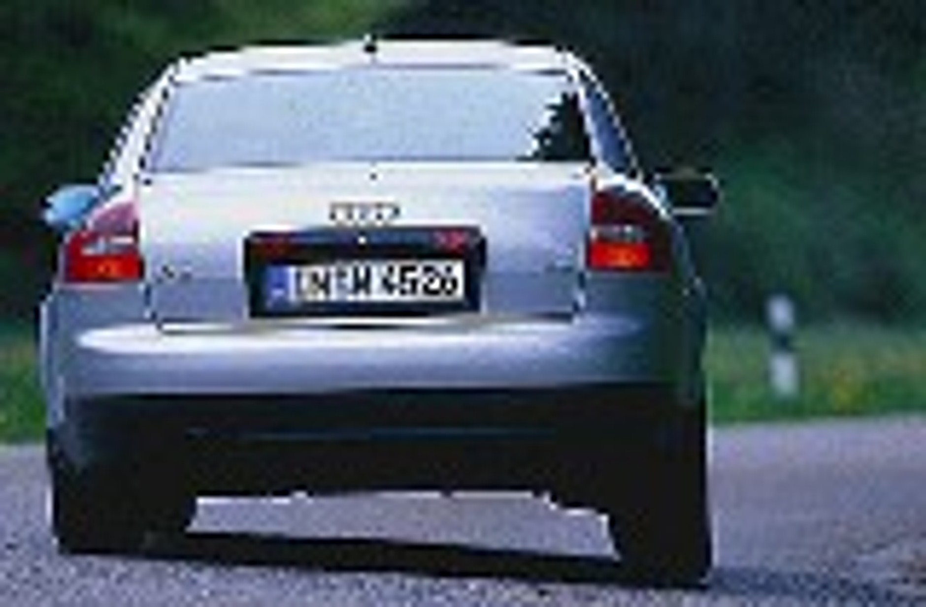 Na pierwszy rzut... ucha