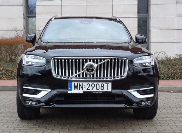 Używany SUV za 100 tys. zł. Co lepsze? Skoda Kodiaq I czy starsze Volvo XC90 II?
