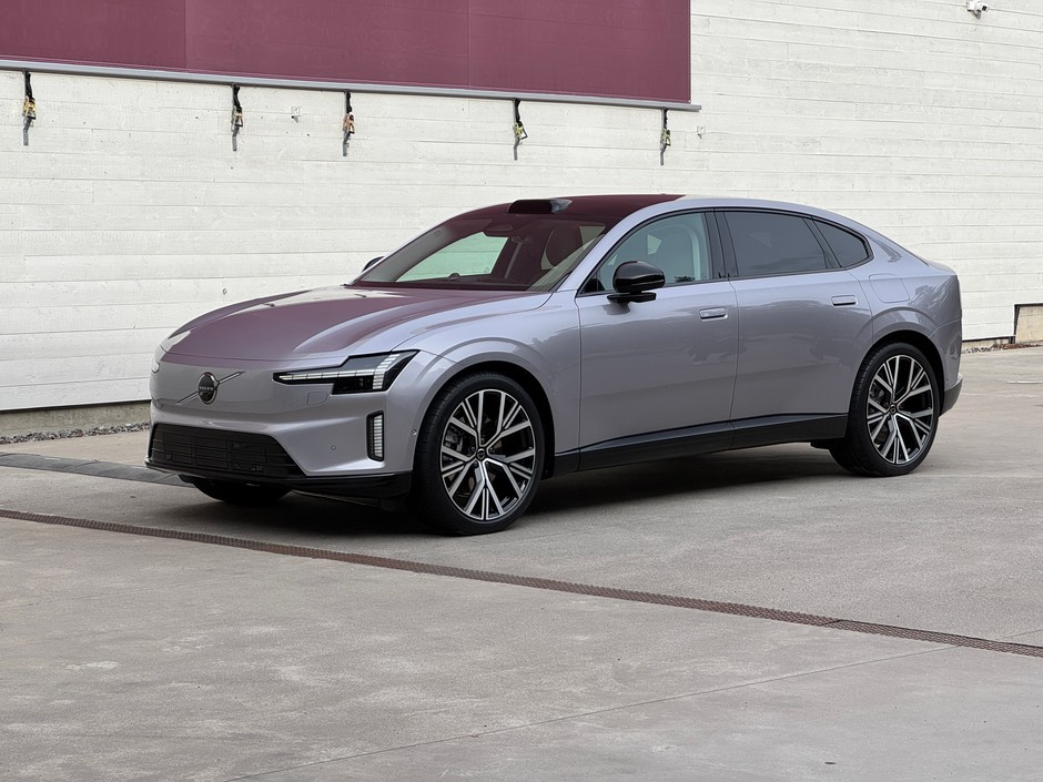 Volvo ES90 2025