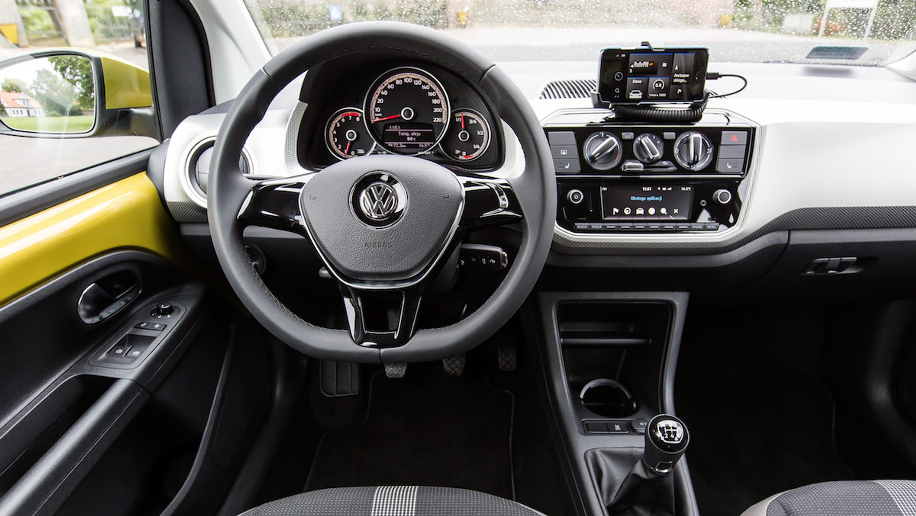 Volkswagen up! FL
