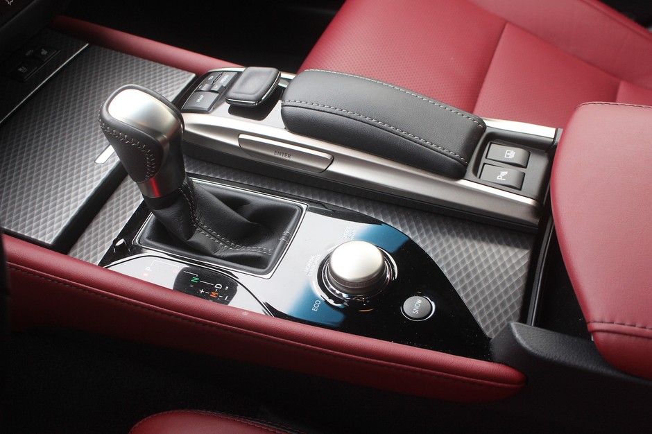 Lexus GS 200t F Sport