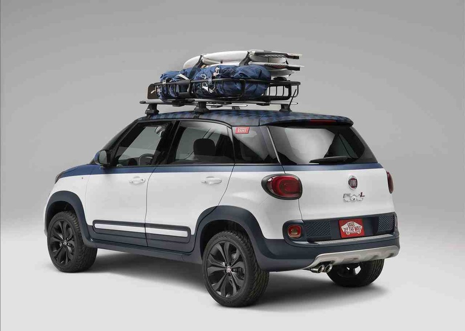 Plażowy Fiat 500L Vans