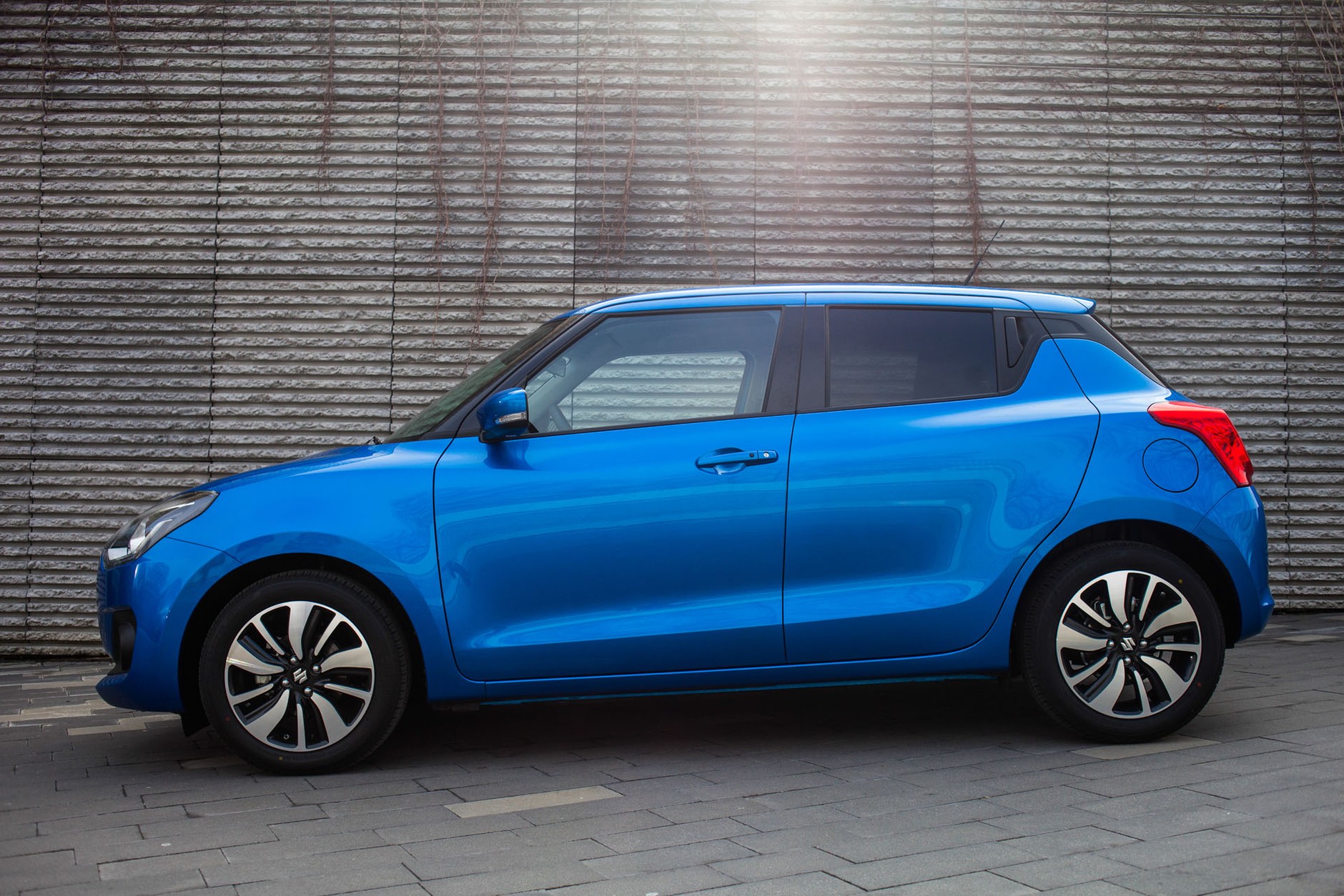 Seat Ibiza kontra Suzuki Swift - oba z miasta, ale z różnych dzielnic