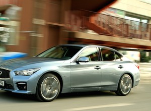 Infiniti Q50S I Kierownica w rękach... elektroniki