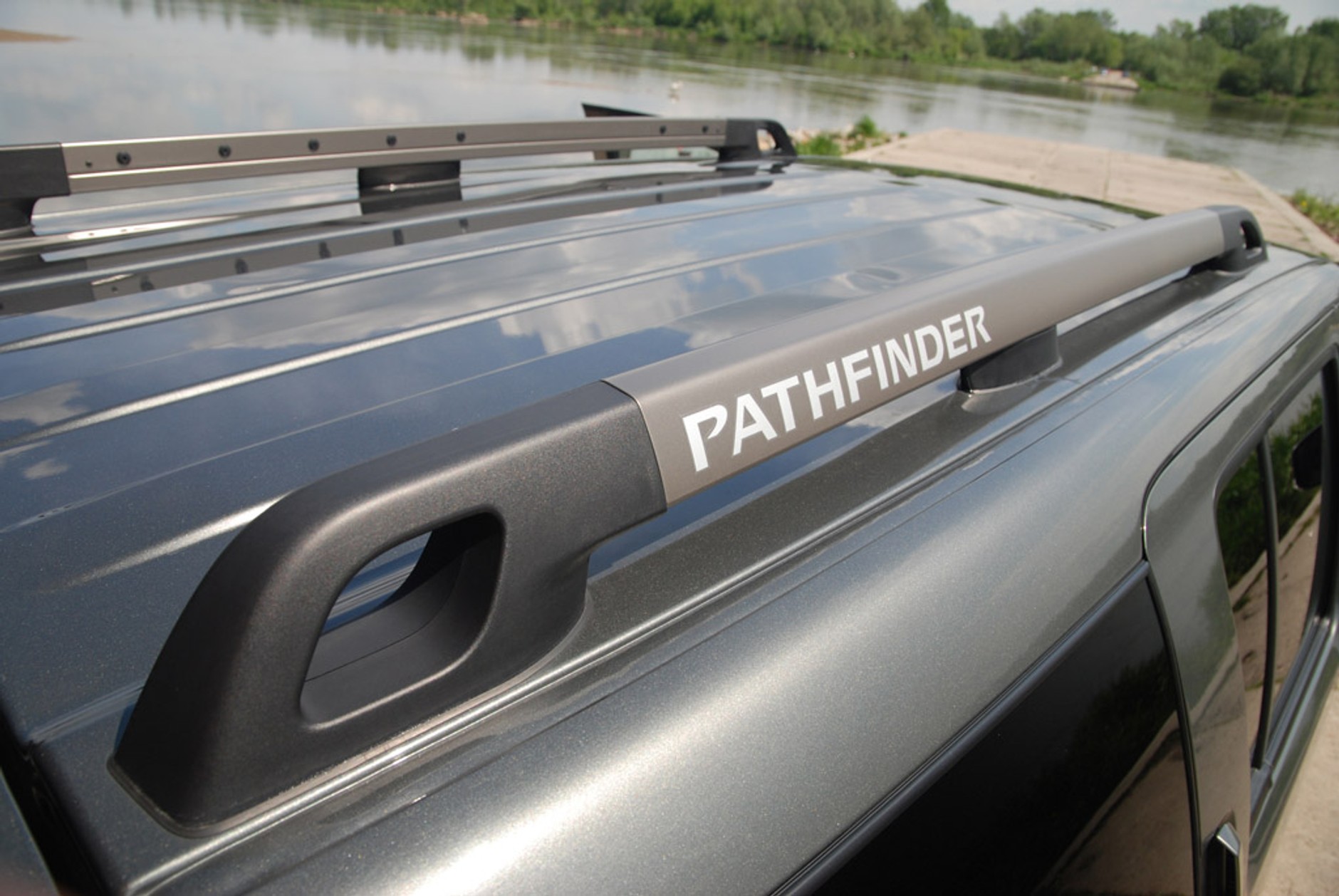 Używany Pathfinder: czy kontynuuje tradycję Nissana?