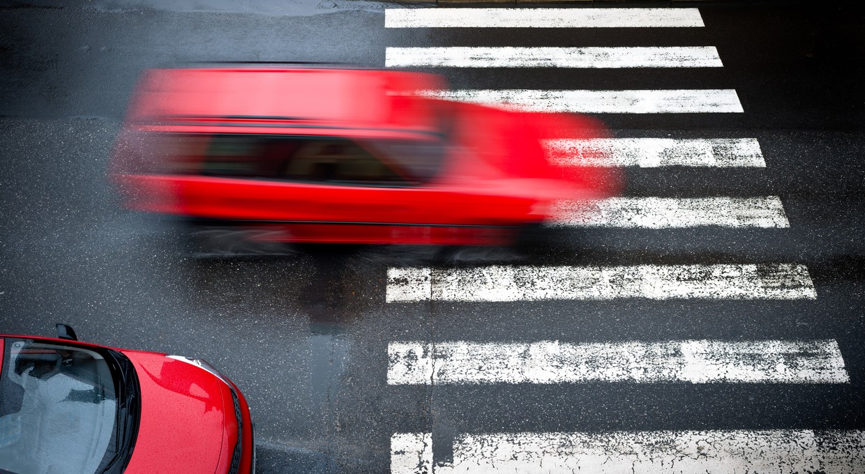 Wyprzedzanie, przez które stracisz majątek i prawo jazdy. Policjanci tylko na to czekają