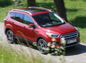 Ford Kuga 2.0 TDCi AWD Titanium - topowy według Forda
