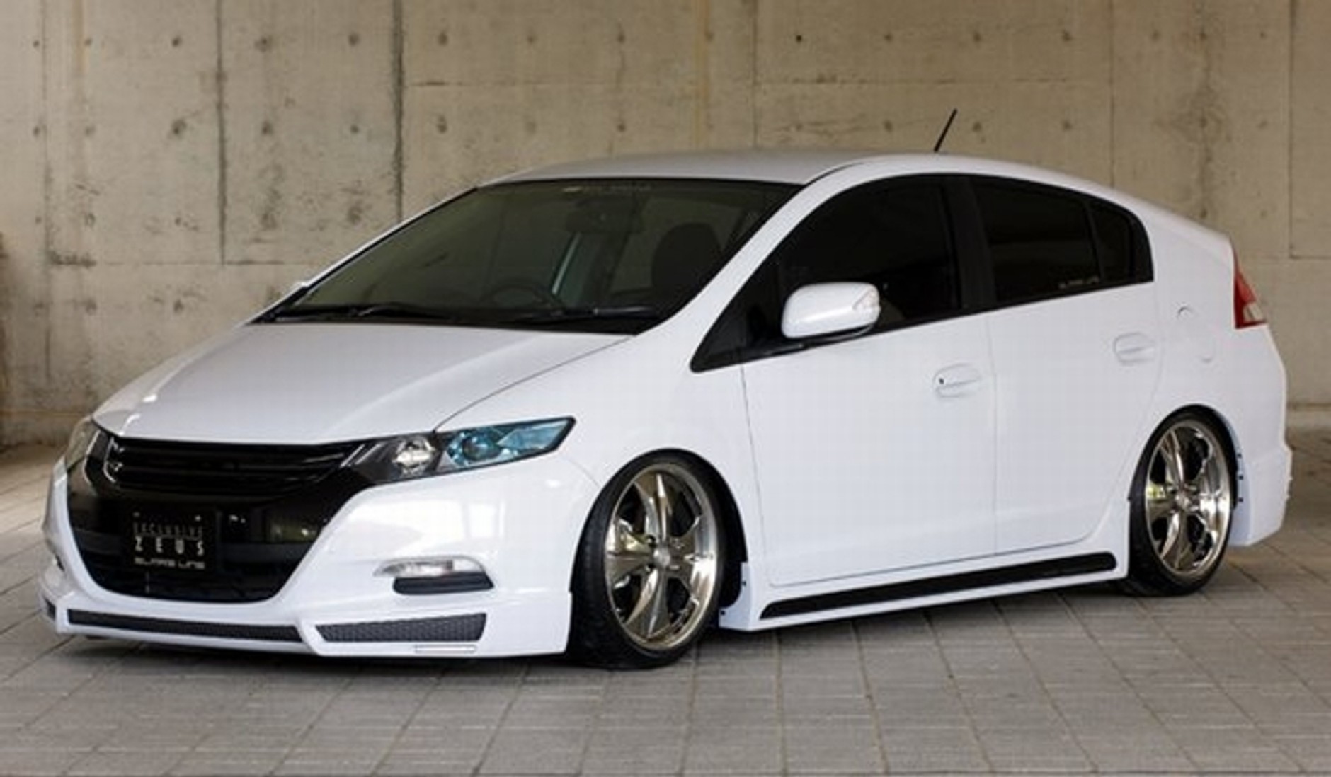 Honda Insight - Hybrydowy Lowrider