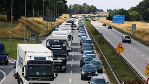 Zakaz jazdy w majówkę już obowiązuje. Dotyczy konkretnych kierowców i godzin