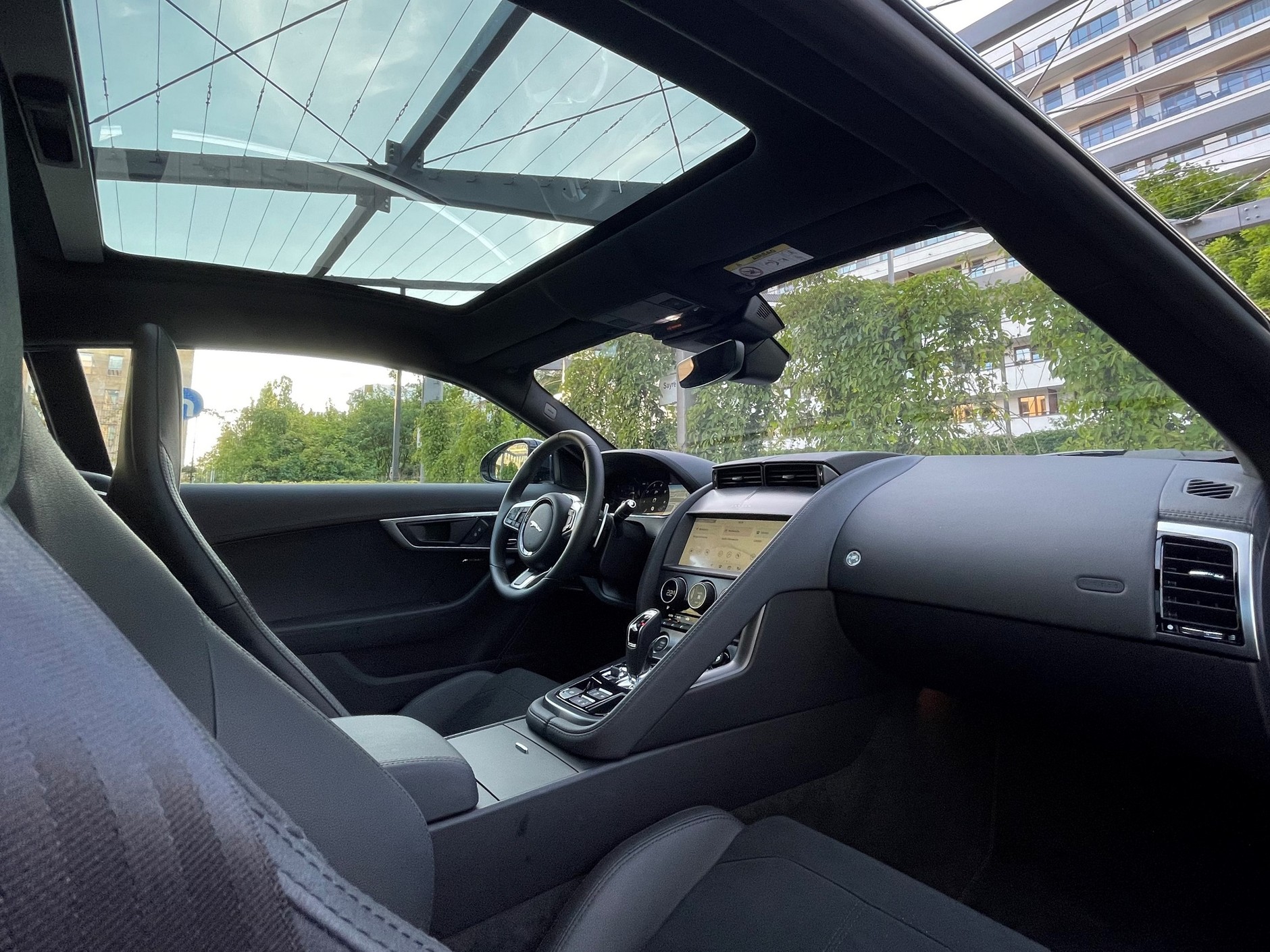 Jaguar F-Type Coupé 2.0 P300 R-Dynamic