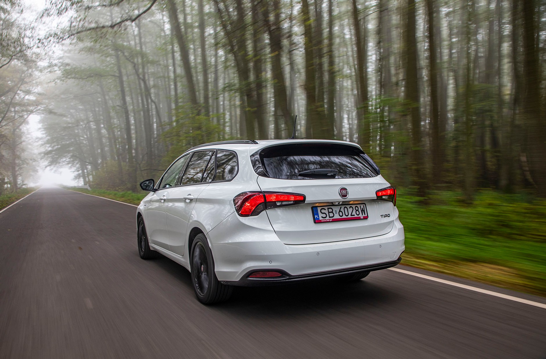 Fiat Tipo SW – cena od 62 200 zł. Pojemność bagażnika: 550-1650 l.