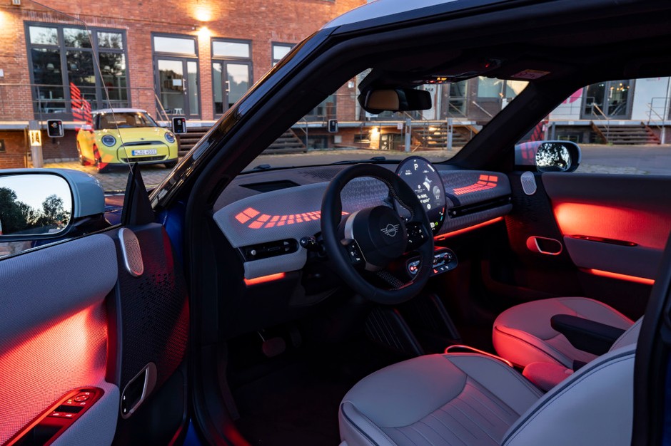 W pełni elektryczne MINI Cooper