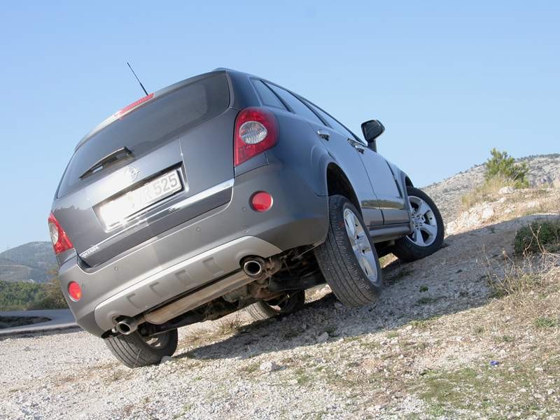 Opel rozpoczął w Rosji montaż Antary
