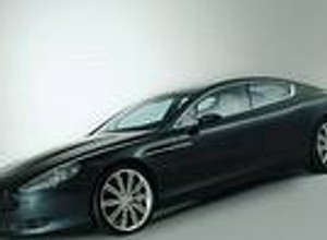 Aston Martin Rapide jednak się pojawi