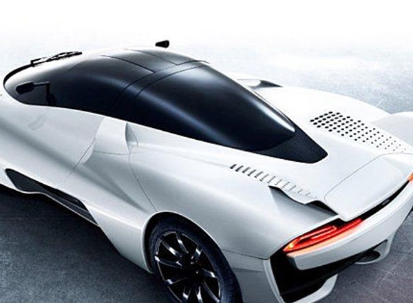 Shelby SSC zapoluje na Bugatti Veyrona