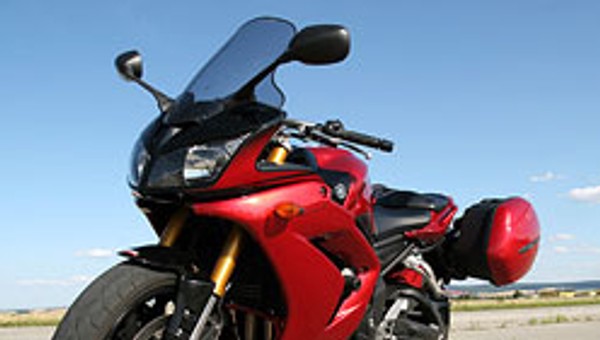 Yamaha FZ1 Grand Tourismo: sportowiec czy turysta? (test)