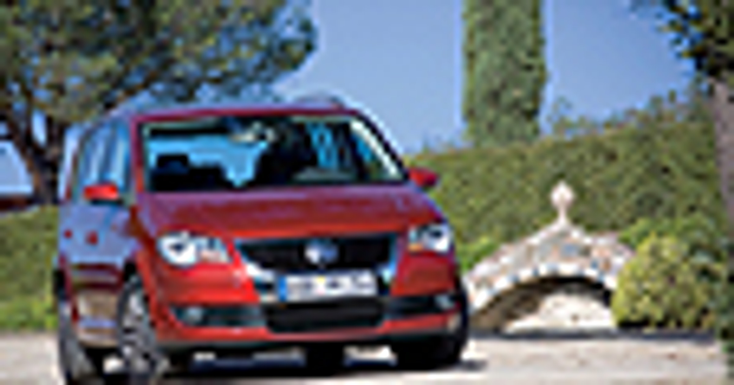 VW Touran - Nowy silnik i face lifting