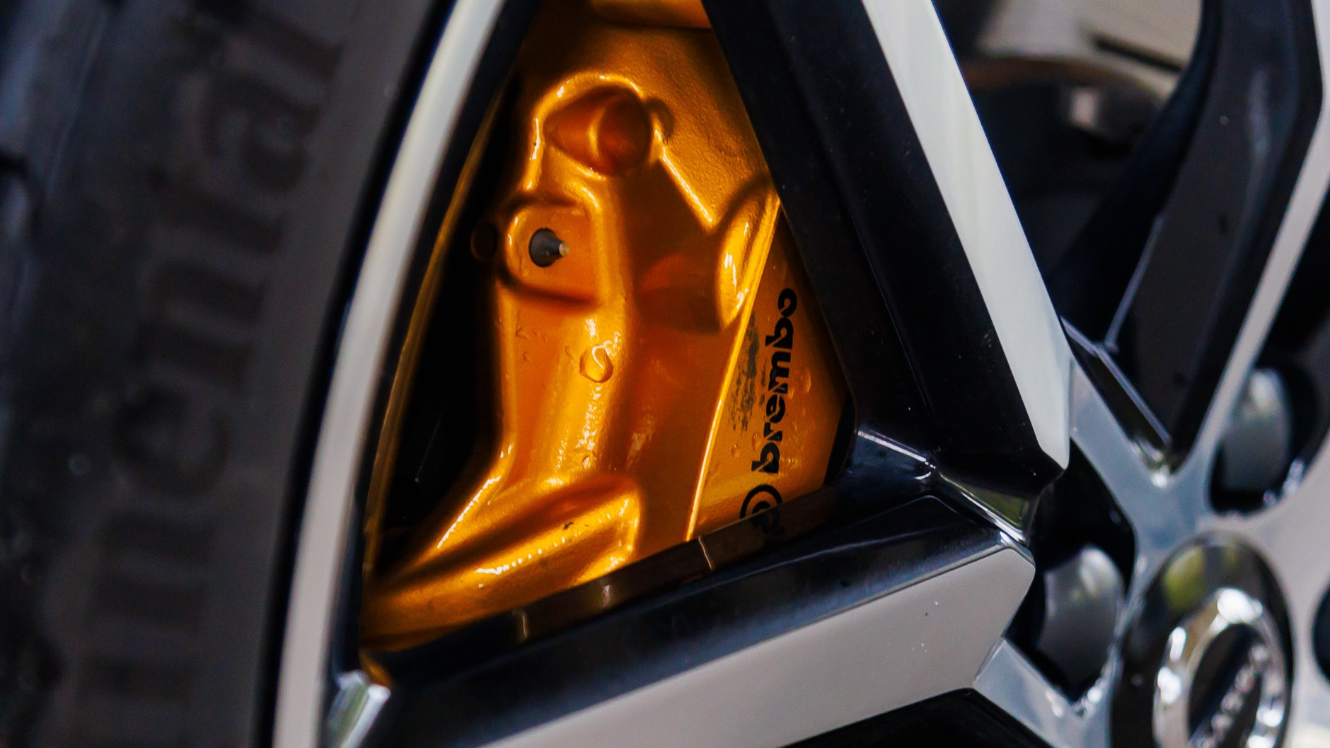 Volvo S60 Polestar Engineered