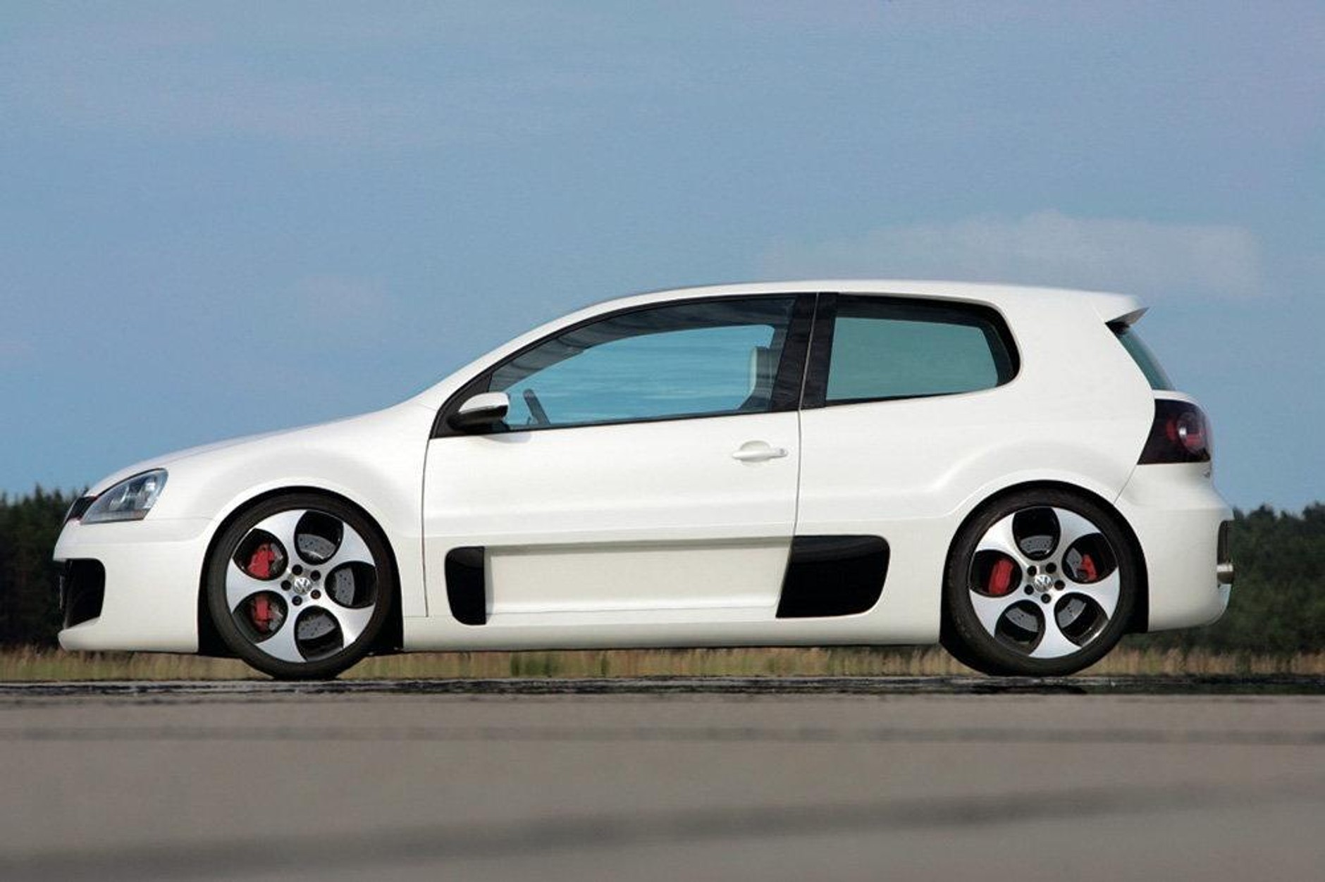 VW Golf GTI W12-650 1