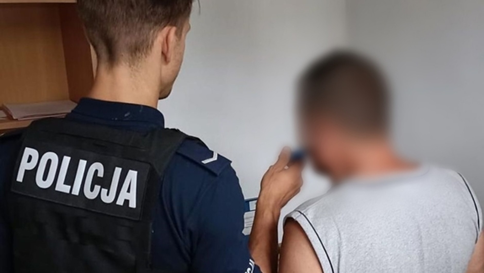 Policjant był na urlopie. Nieoczekiwanie włączył się w akcję