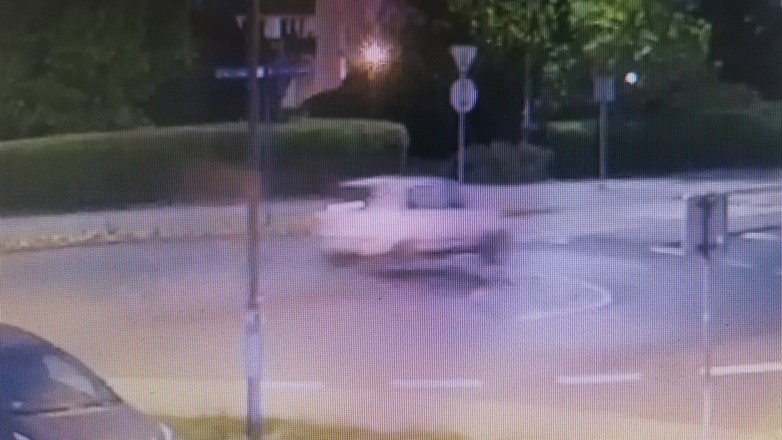 Przeleciał przez rondo w Chorzowie