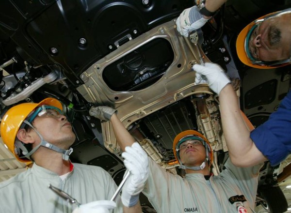 Toyota i Honda: przerwy w produkcji jednak dłuższe