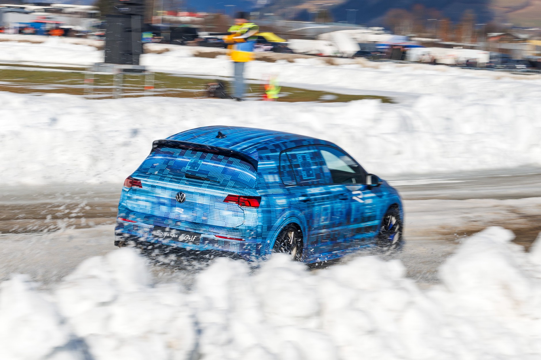 Volkswagen Golf R 8.5