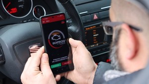 Problem z kontrolką Check Engine? Sprawdziliśmy, jak działa popularny polski program do diagnostyki samochodowej