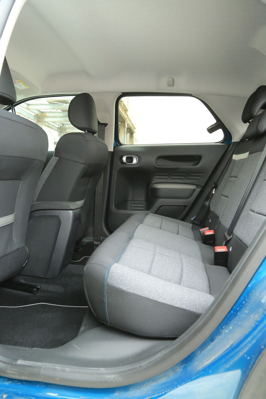 Citroen C4 Cactus 1.2 Puretech 130 - tylko airbumpów żal...