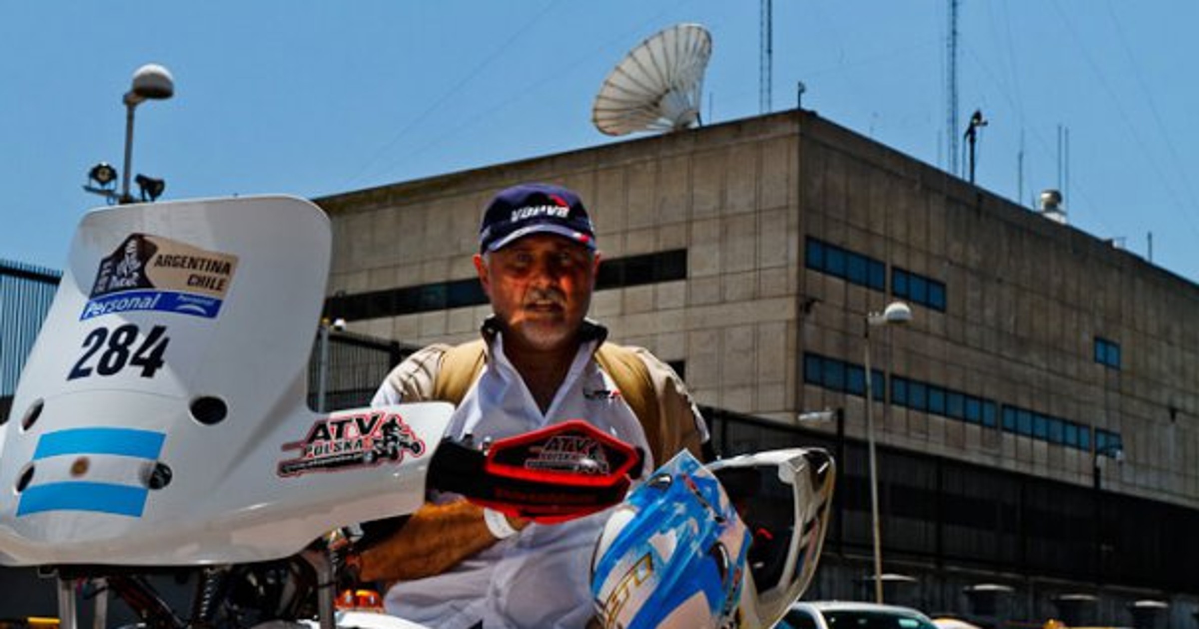 Rajd Dakar 2011: Włoszka i Argentyńczyk w zespole Rafała Sonika