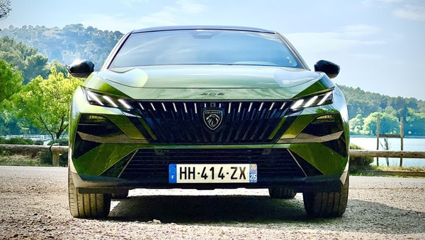 Peugeot 408 (wersja po restylizacji)