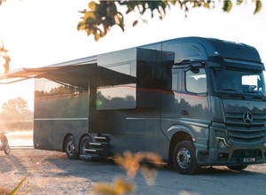 Superkamper, w którym zmieścisz Ferrari