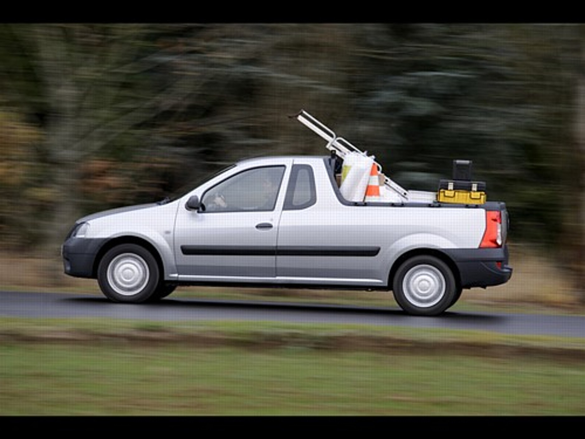 Dacia Logan Van i Pick-up - najtańsze dostawczaki na rynku