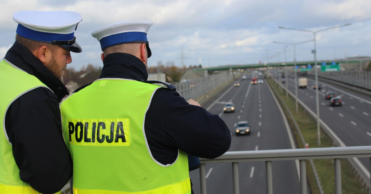 Kontrola odległości między pojazdami na drodze ekspresowej S-8