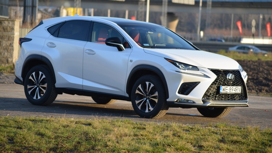 Lexus NX 300