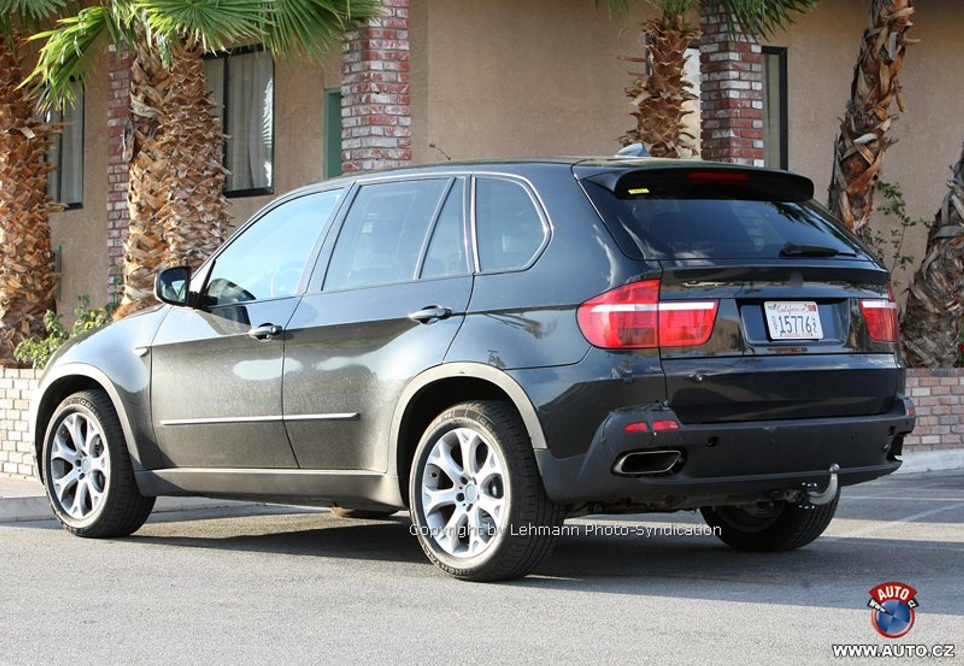 Zdjęcia szpiegowskie: Czy pojawi się najmocniejsze BMW X5 M?