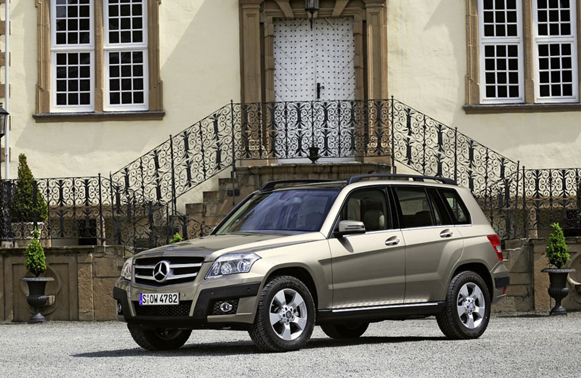 Mercedes-Benz GLK: przetestowany w Namibii (fotogaleria + informacje)