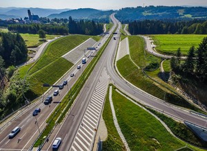 Droga S7 z Krakowa do Myślenic z ciągłymi problemami. Zwycięzca przetargu zrezygnował