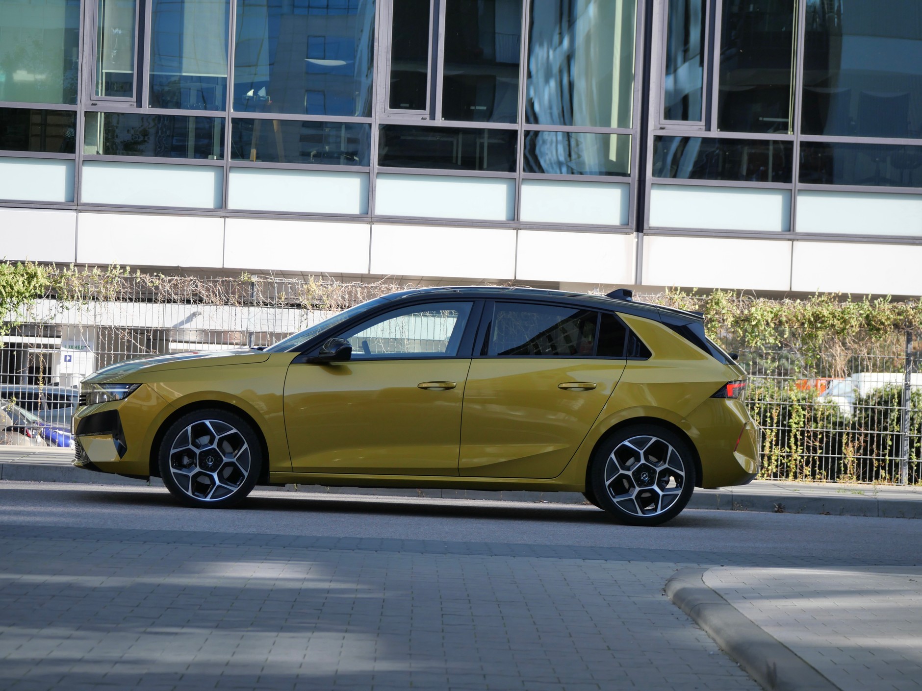 Opel Astra 1.2 Turbo Hybrid Ultimate