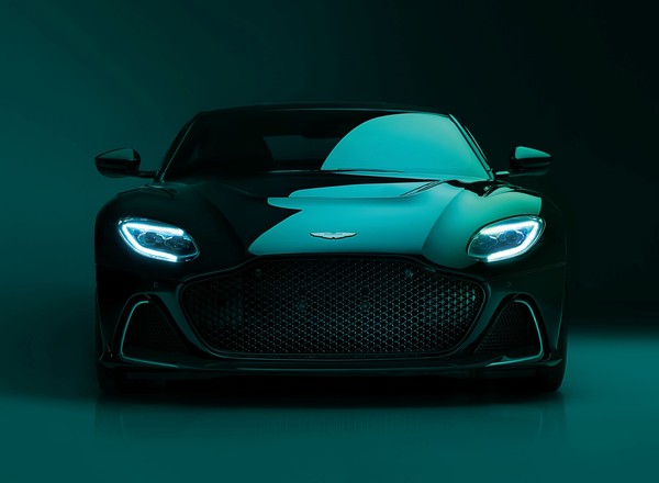 Aston Martin DBS 770 Ultimate. Powstała specjalna edycja na pożegnanie modelu