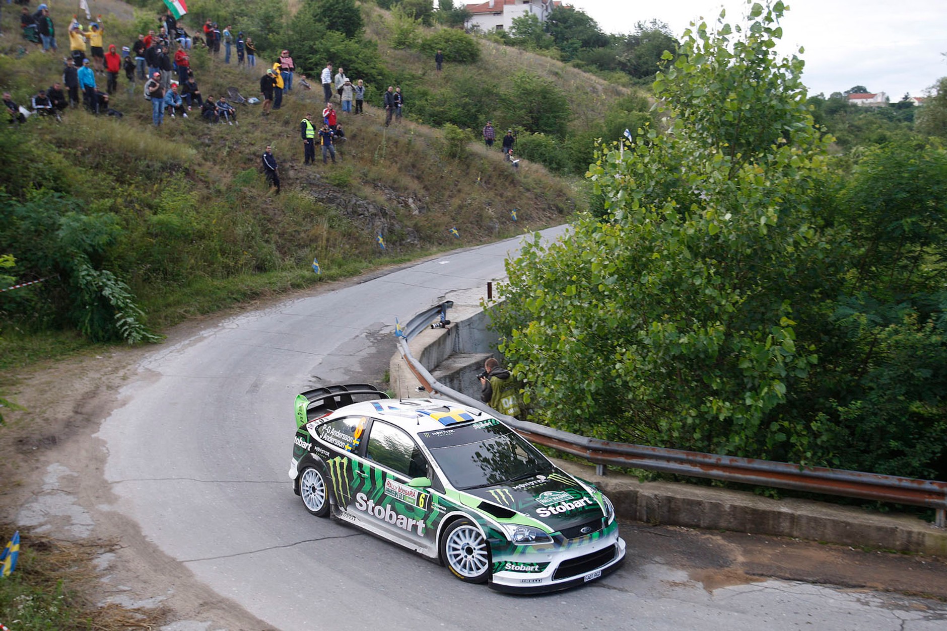 Citroën Total WRT taranuje konkurentów (galeria Rallyworld©Willy Weyens)