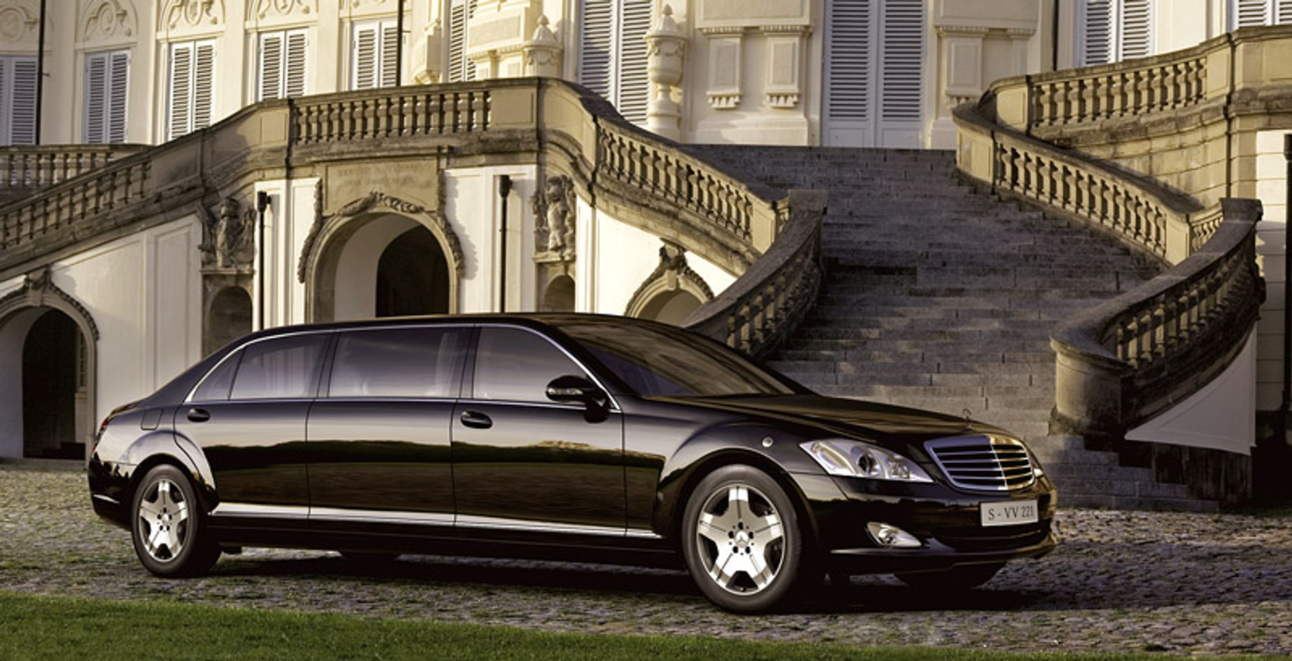 Paryż 2008: Mercedes S 600 Pullman Guard – nowa limuzyna dla głów państw