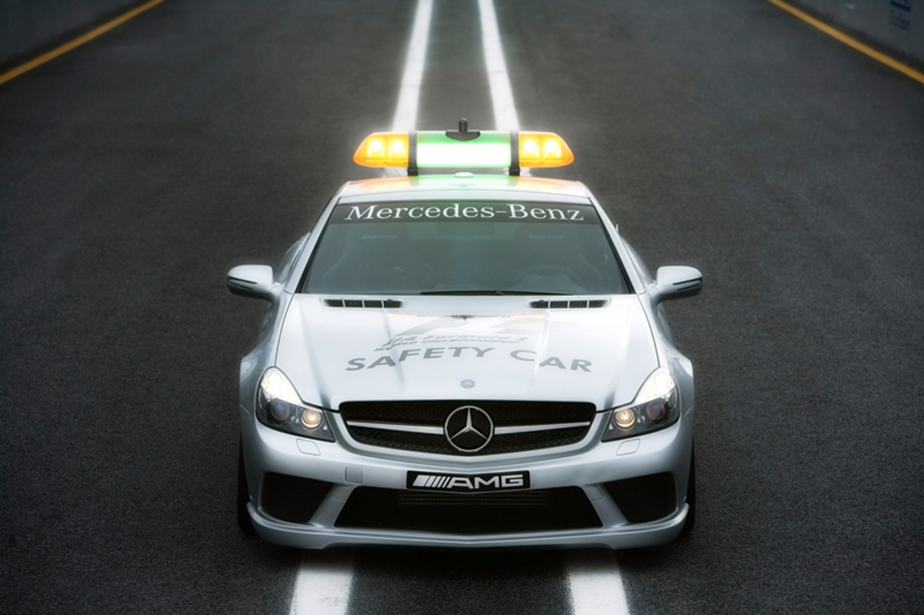 Mercedes SLS AMG to najszybszy safety car świata, ale znalazłem jeszcze kilka ciekawszych