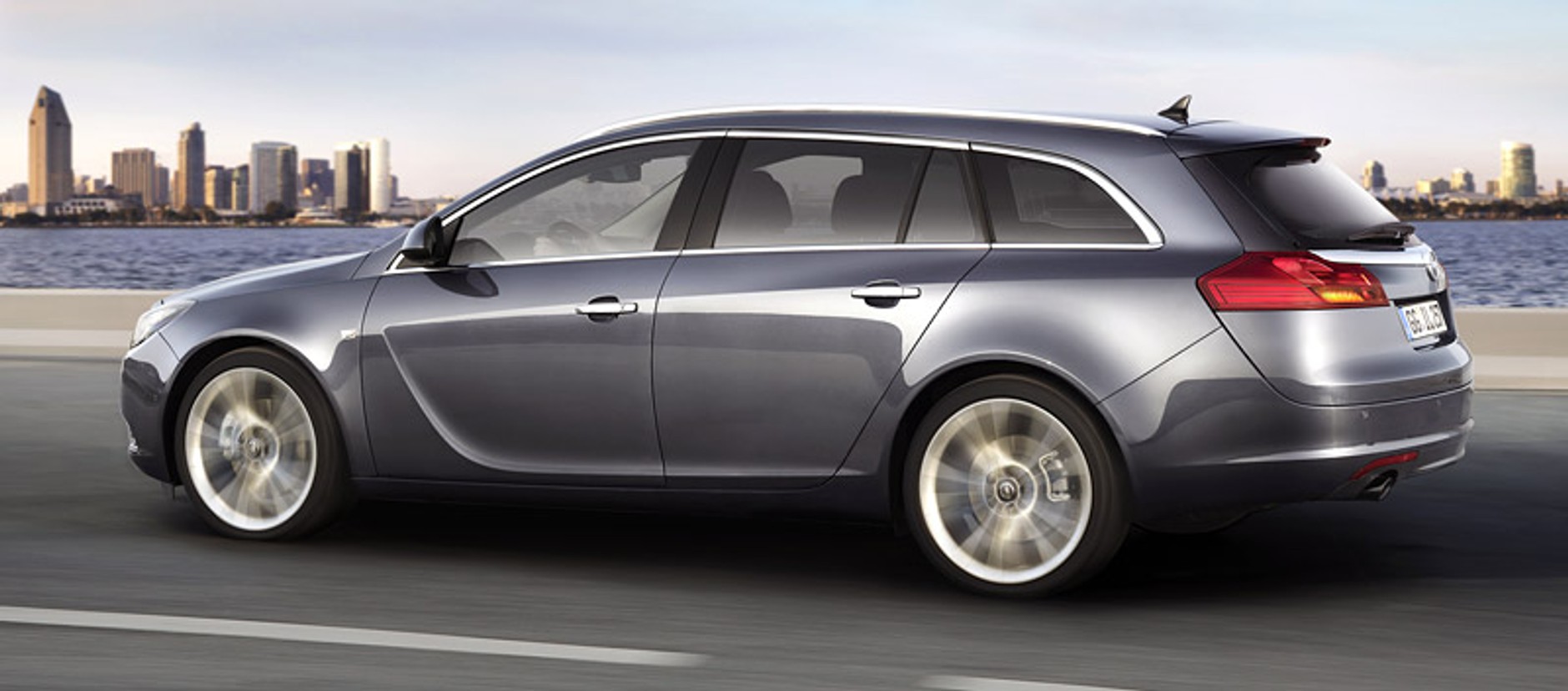 Opel Insignia Sports Tourer: historia kombi niemieckiej marki