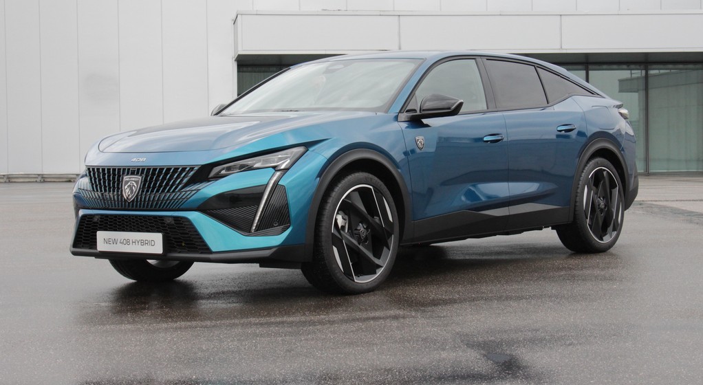 Peugeot 408